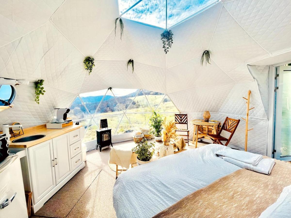 Glamping Hohe Wand - Zelt Mit Sternenfenster Und Whirlpool Hotel Maiersdorf Екстериор снимка