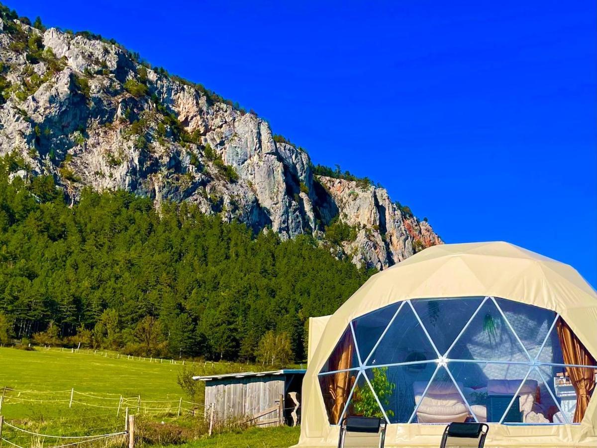 Glamping Hohe Wand - Zelt Mit Sternenfenster Und Whirlpool Hotel Maiersdorf Екстериор снимка