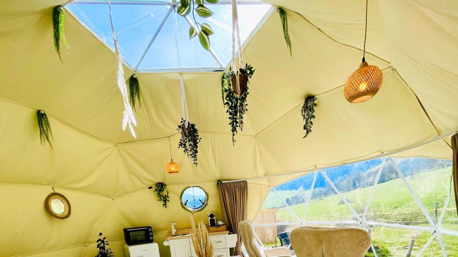 Glamping Hohe Wand - Zelt Mit Sternenfenster Und Whirlpool Hotel Maiersdorf Екстериор снимка